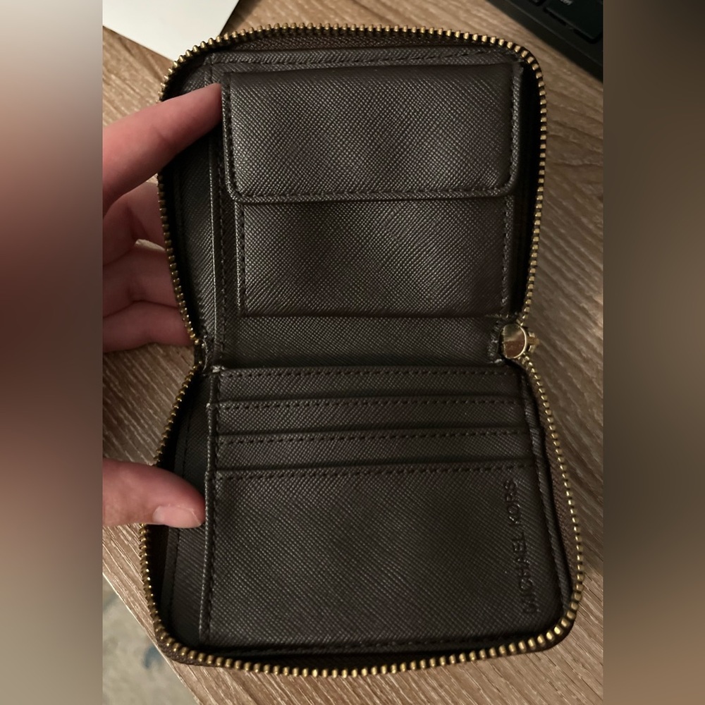 Brown Monogram Michael Kors Wallet with Zipper - Picture 3 of 3